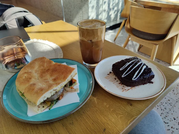 Foccacia, Frappé a Dort
